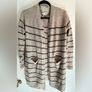 Debut sweater cardigan